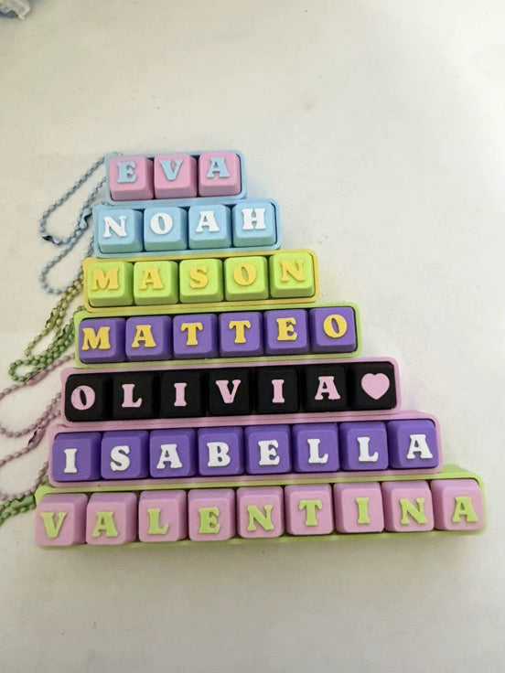 Personalised Clicker Keychain with Chain | Custom Name Key Tag