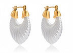 Elegant Classic 18K Gold Plated Chunky Thread Horseshoe Hoop Earrings with White Resin Pearl