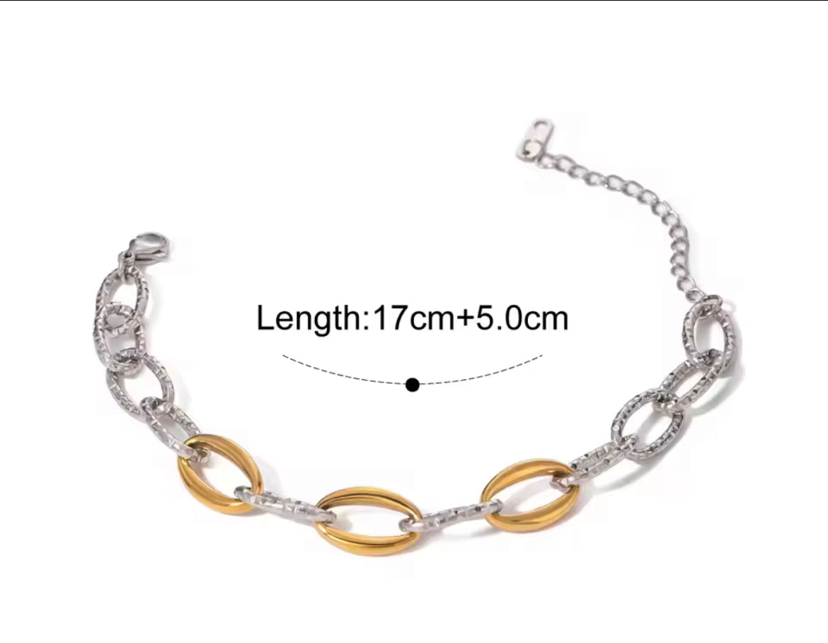 Minimalist Two-Tone Chain Bracelet for Women | 18K Gold-Plated Stainless Steel, Stackable Modern Jewelry