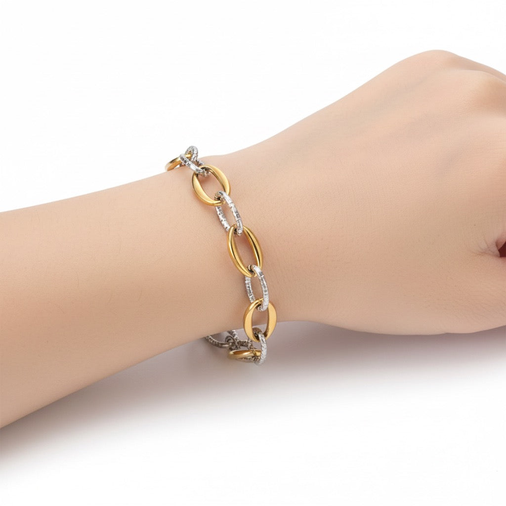 Minimalist Two-Tone Chain Bracelet for Women | 18K Gold-Plated Stainless Steel, Stackable Modern Jewelry