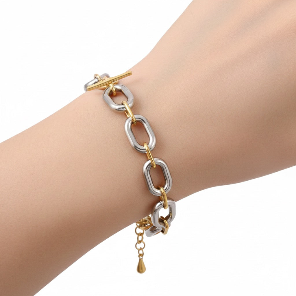 Minimalist Two-Tone Chain Bracelet for Women | 18K Gold-Plated Stainless Steel, Stackable Modern Jewelry